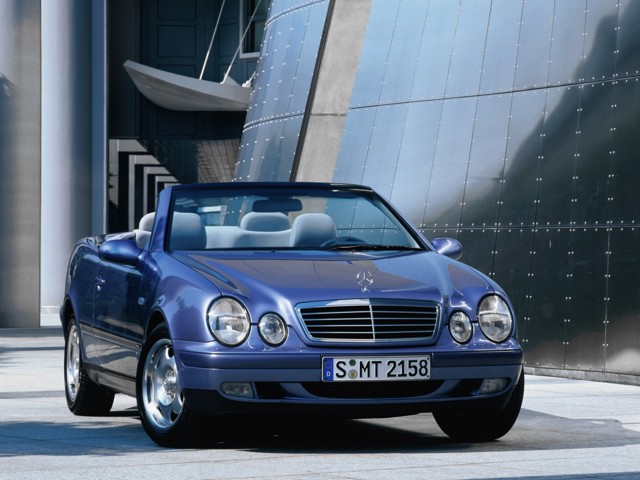 Mercedes Benz E-Klasse Cabriolet And Predecessors photo 24