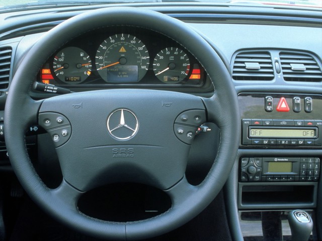 Mercedes Benz E-Klasse Cabriolet And Predecessors photo 26