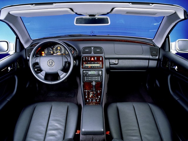 Mercedes Benz E-Klasse Cabriolet And Predecessors photo 28