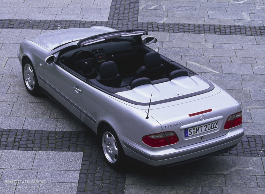 Mercedes Benz E-Klasse Cabriolet And Predecessors photo 3