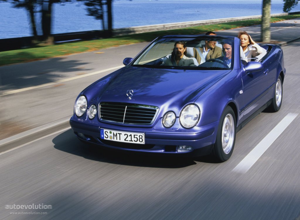 Mercedes Benz E-Klasse Cabriolet And Predecessors photo 4
