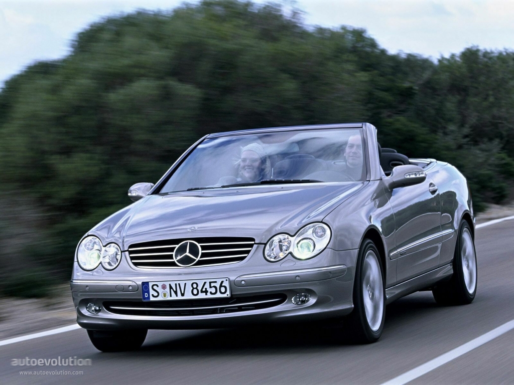 Mercedes Benz E-Klasse Cabriolet And Predecessors photo 2