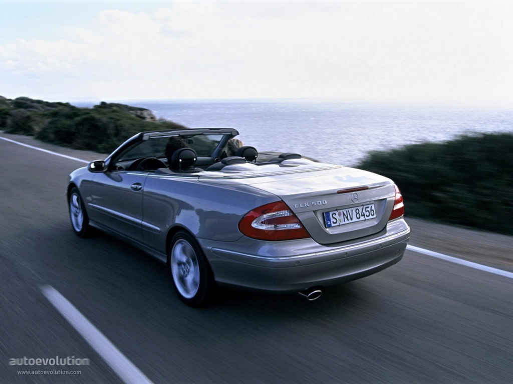 Mercedes Benz E-Klasse Cabriolet And Predecessors photo 3