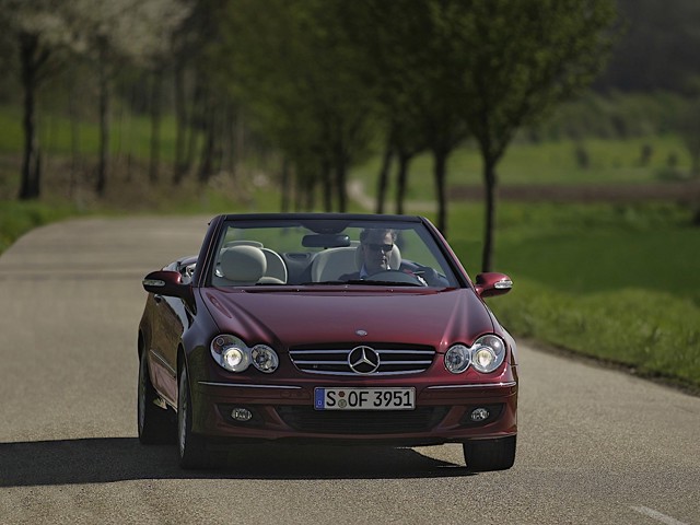 Mercedes Benz E-Klasse Cabriolet And Predecessors photo 13