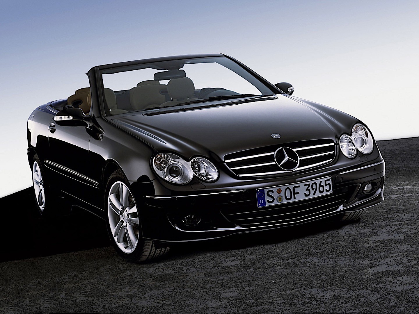 Mercedes Benz E-Klasse Cabriolet And Predecessors photo 21