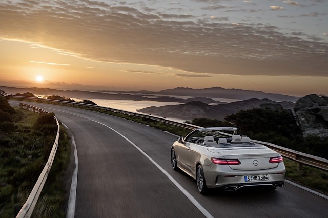 Mercedes Benz E-Klasse Cabriolet And Predecessors photo 18