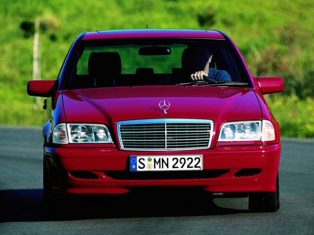 Mercedes Benz E-Klasse Coupe And Predecessors photo 9