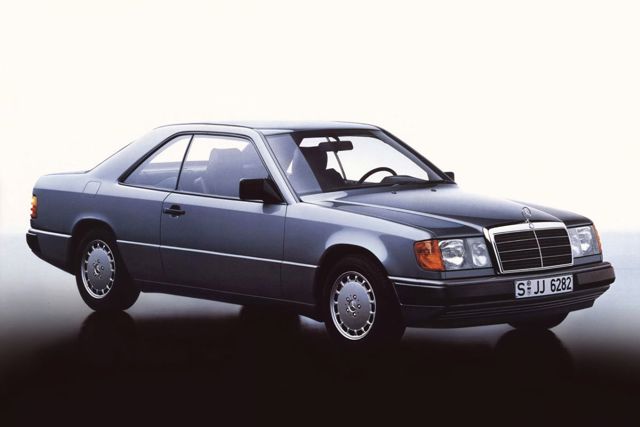 Mercedes Benz E-Klasse Coupe And Predecessors photo 6