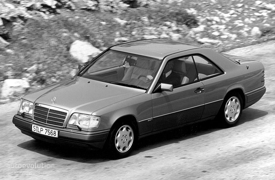 Mercedes Benz E-Klasse Coupe And Predecessors photo 8