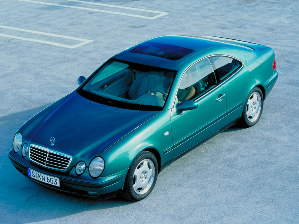 Mercedes Benz E-Klasse Coupe And Predecessors photo 18