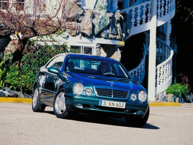 Mercedes Benz E-Klasse Coupe And Predecessors photo 21