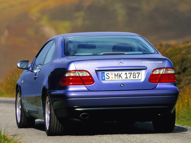 Mercedes Benz E-Klasse Coupe And Predecessors photo 26