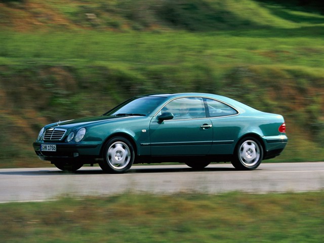 Mercedes Benz E-Klasse Coupe And Predecessors photo 31