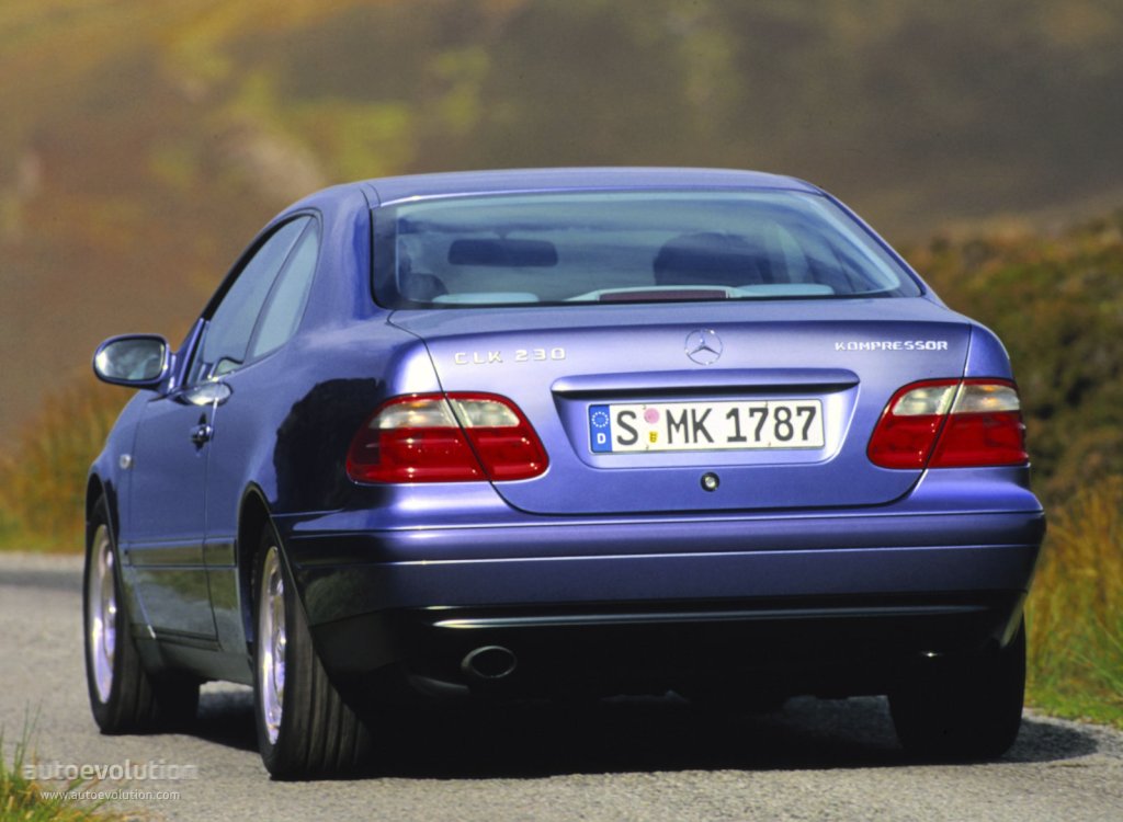 Mercedes Benz E-Klasse Coupe And Predecessors photo 2