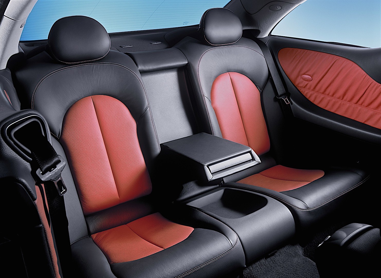 Mercedes Benz E-Klasse Coupe And Predecessors photo 41