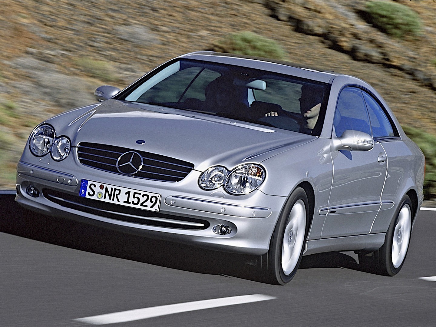 Mercedes Benz E-Klasse Coupe And Predecessors photo 15