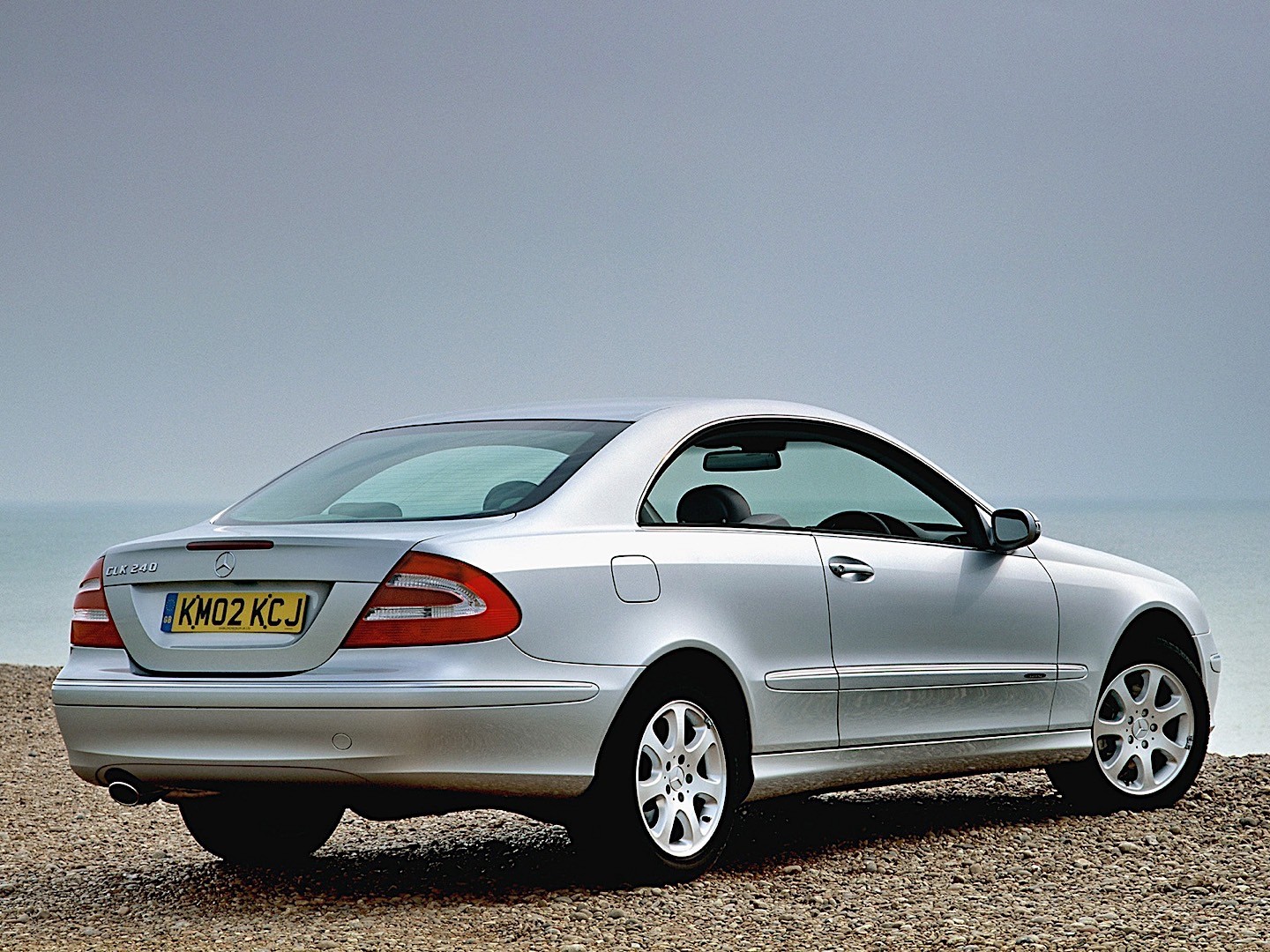 Mercedes Benz E-Klasse Coupe And Predecessors photo 17