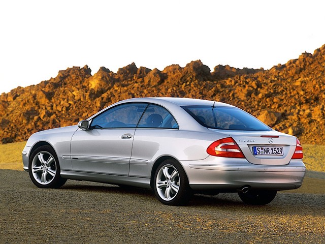 Mercedes Benz E-Klasse Coupe And Predecessors photo 25