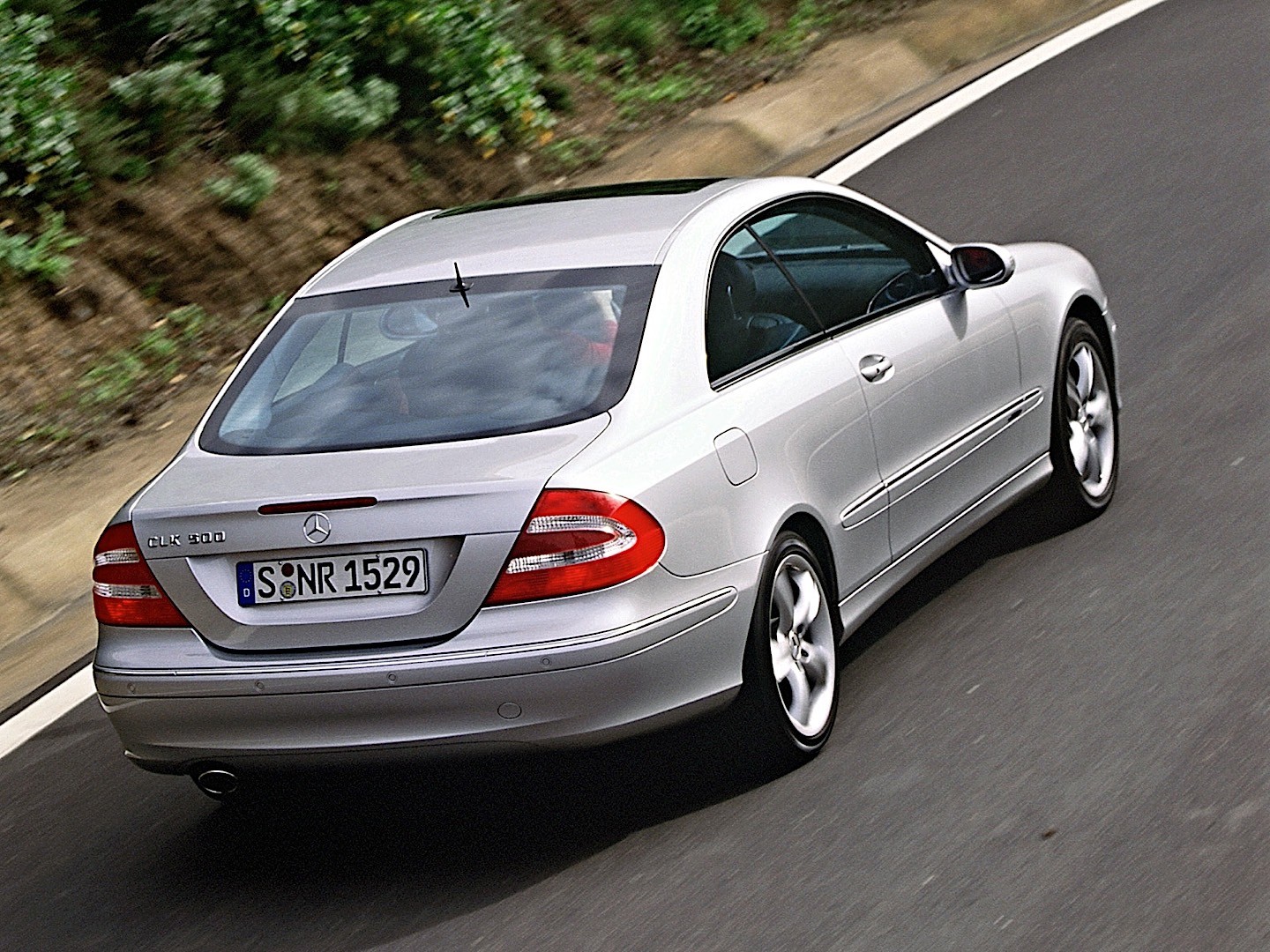 Mercedes Benz E-Klasse Coupe And Predecessors photo 28