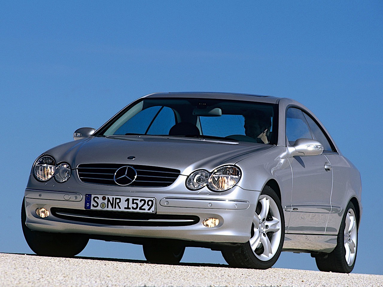 Mercedes Benz E-Klasse Coupe And Predecessors photo 33