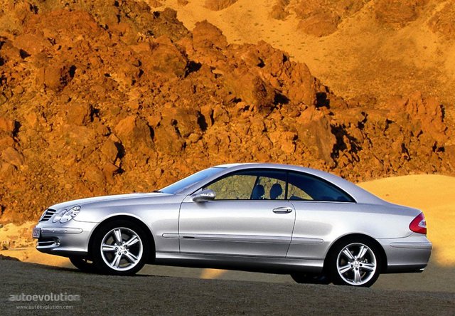 Mercedes Benz E-Klasse Coupe And Predecessors photo 8