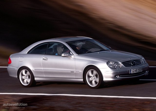 Mercedes Benz E-Klasse Coupe And Predecessors photo 4