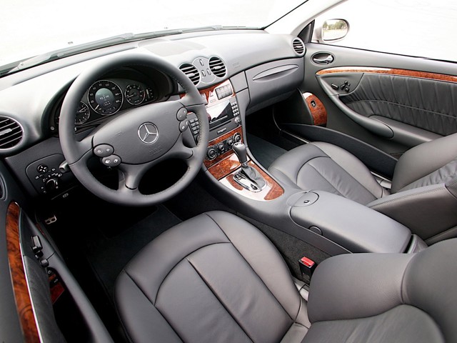 Mercedes Benz E-Klasse Coupe And Predecessors photo 37