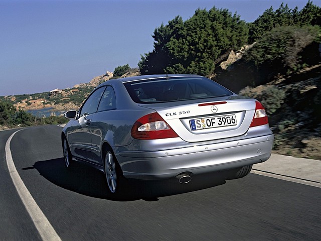 Mercedes Benz E-Klasse Coupe And Predecessors photo 13
