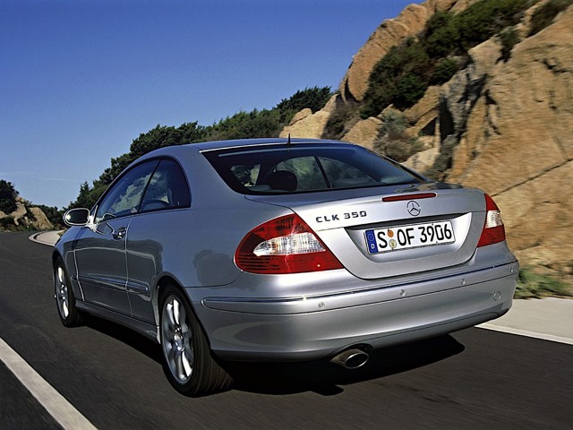Mercedes Benz E-Klasse Coupe And Predecessors photo 17