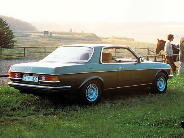 Mercedes Benz E-Klasse Coupe And Predecessors photo 6
