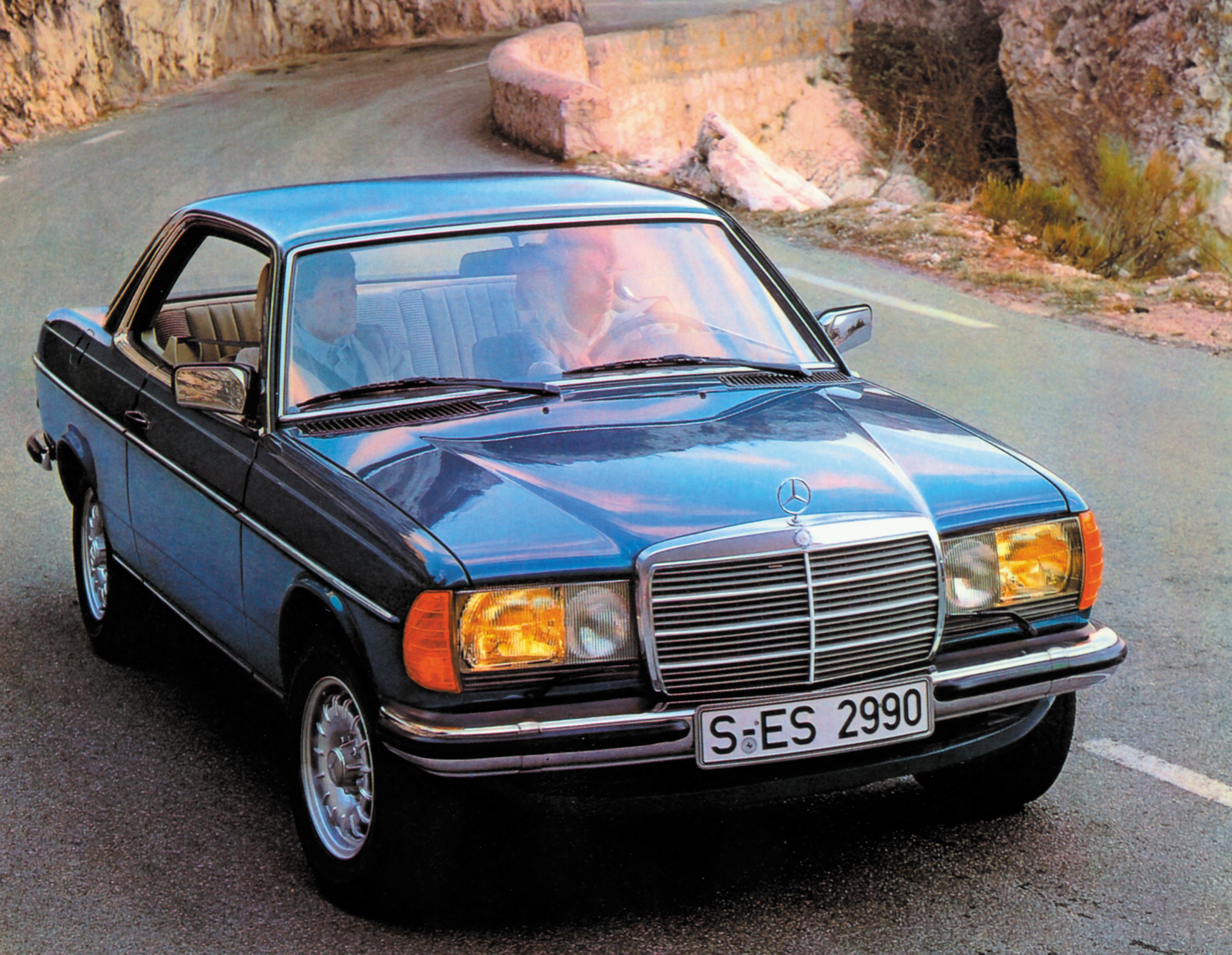 Mercedes Benz E-Klasse Coupe And Predecessors photo 23