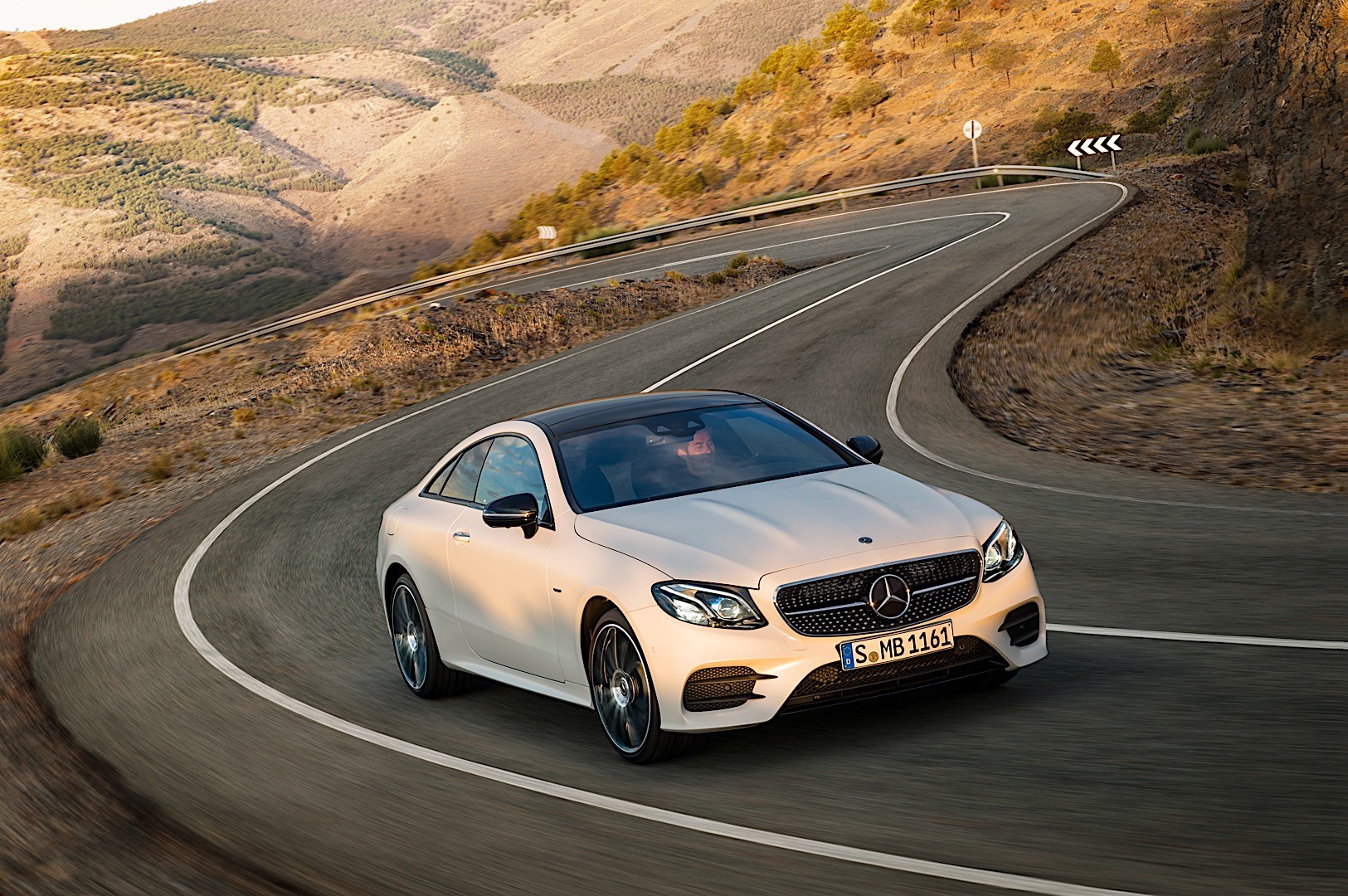 Mercedes Benz E-Klasse Coupe And Predecessors photo 7