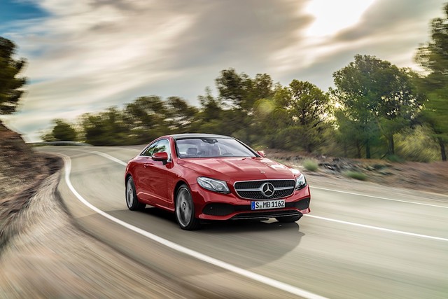 Mercedes Benz E-Klasse Coupe And Predecessors photo 10