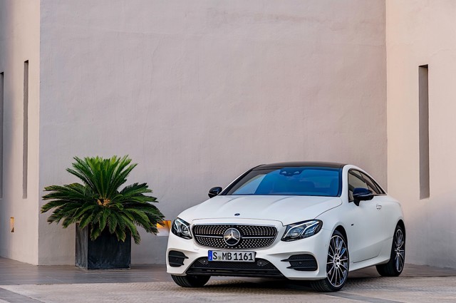 Mercedes Benz E-Klasse Coupe And Predecessors photo 20