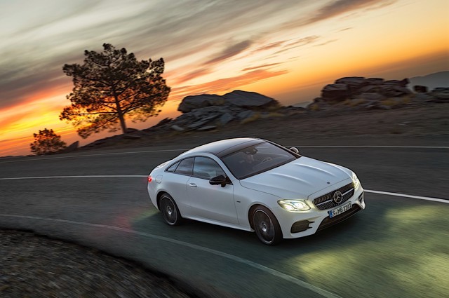 Mercedes Benz E-Klasse Coupe And Predecessors photo 24