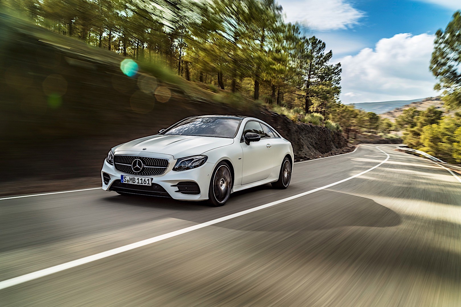 Mercedes Benz E-Klasse Coupe And Predecessors photo 29