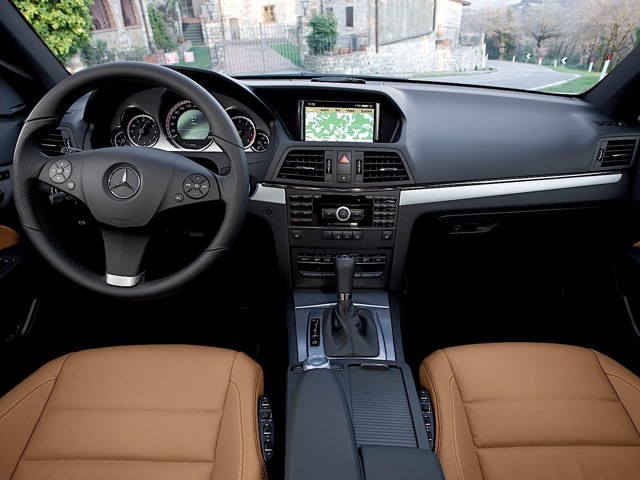 Mercedes Benz E-Klasse Coupe And Predecessors photo 91