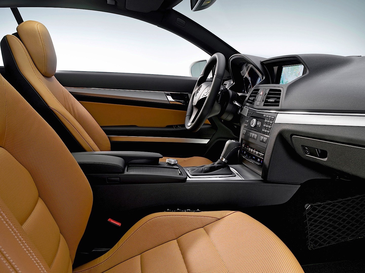 Mercedes Benz E-Klasse Coupe And Predecessors photo 92