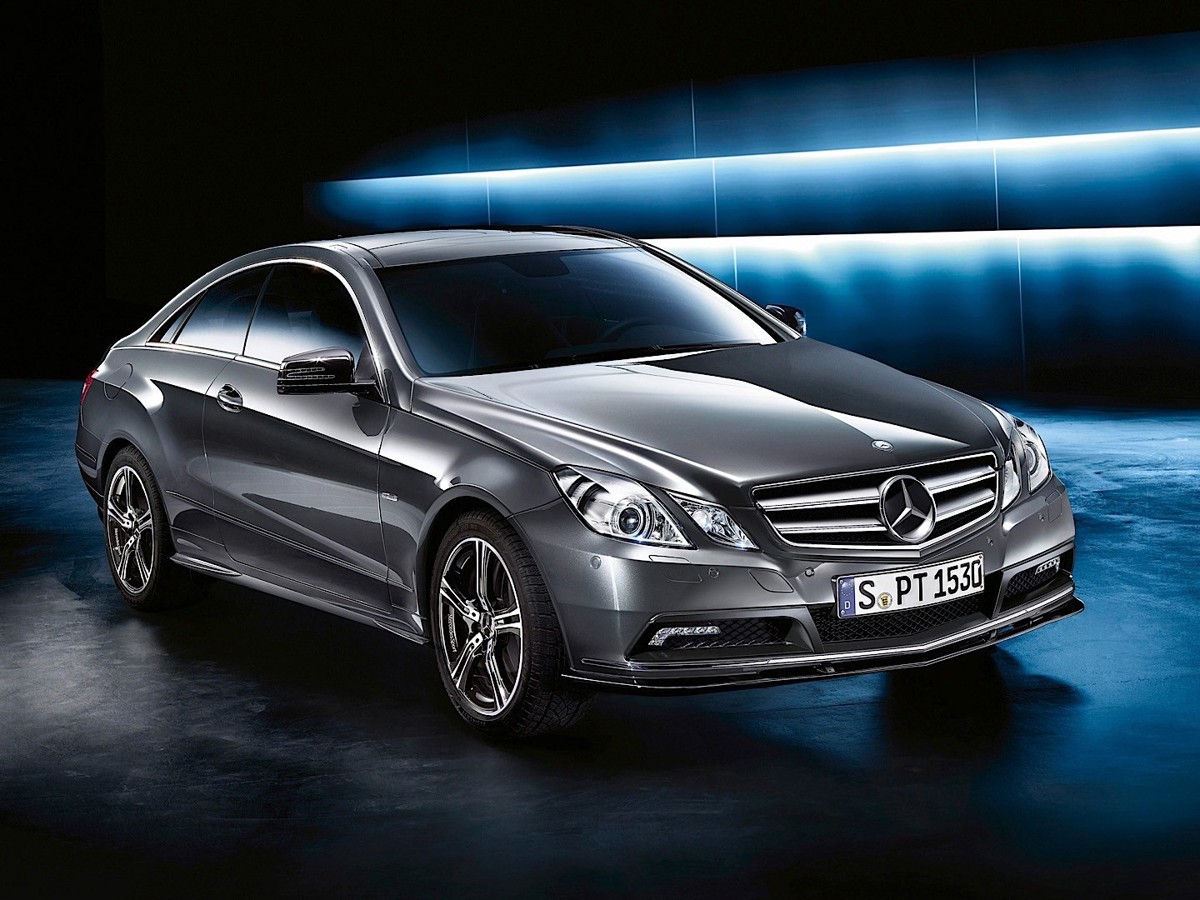 Mercedes Benz Mercedes Benz E-Klasse Coupe And Predecessors