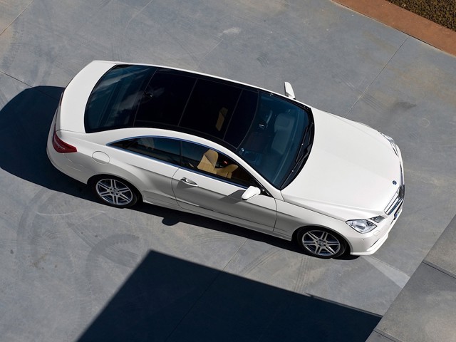Mercedes Benz E-Klasse Coupe And Predecessors photo 4