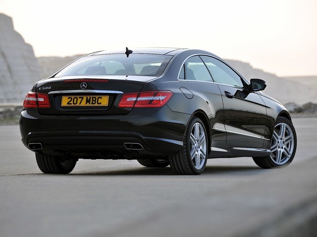 Mercedes Benz E-Klasse Coupe And Predecessors photo 17