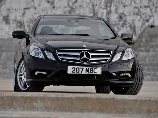 Mercedes Benz E-Klasse Coupe And Predecessors photo 23