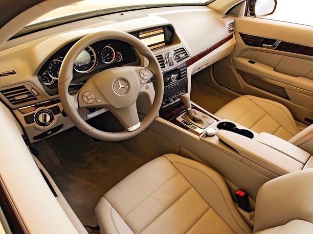 Mercedes Benz E-Klasse Coupe And Predecessors photo 82