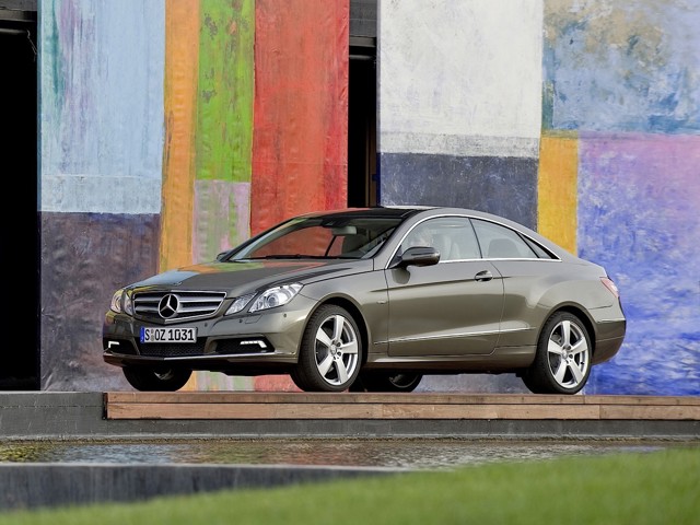 Mercedes Benz E-Klasse Coupe And Predecessors photo 49