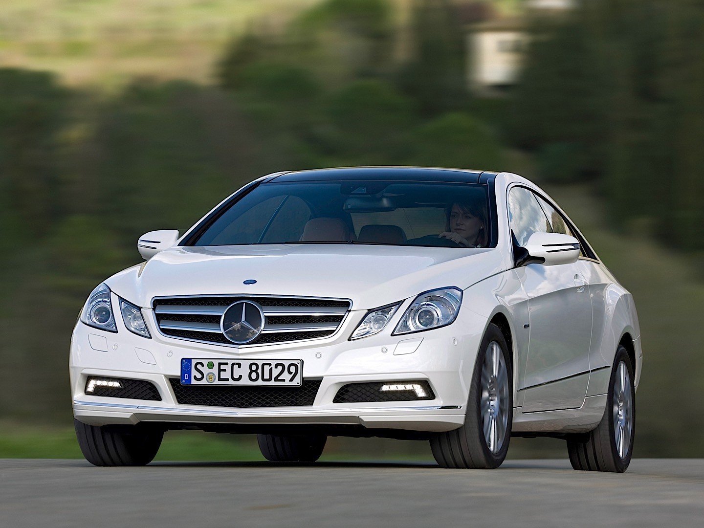 Mercedes Benz E-Klasse Coupe And Predecessors photo 54