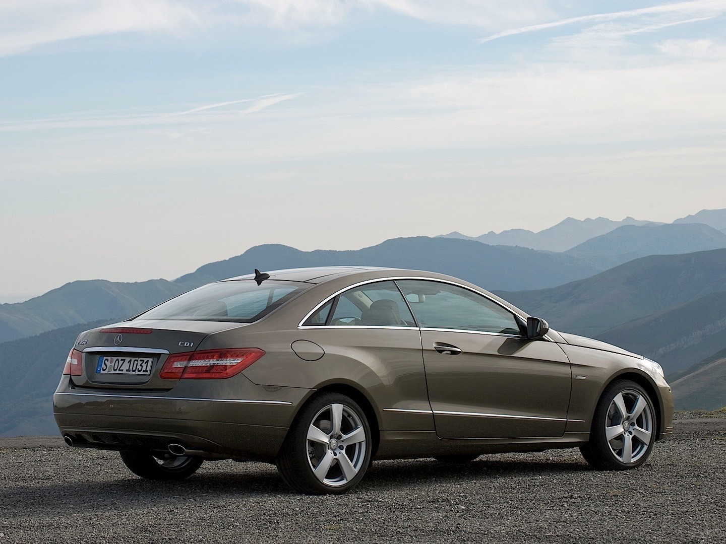 Mercedes Benz E-Klasse Coupe And Predecessors photo 55