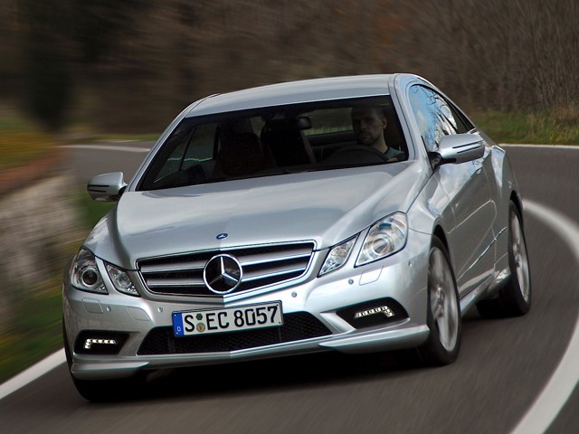 Mercedes Benz E-Klasse Coupe And Predecessors photo 56