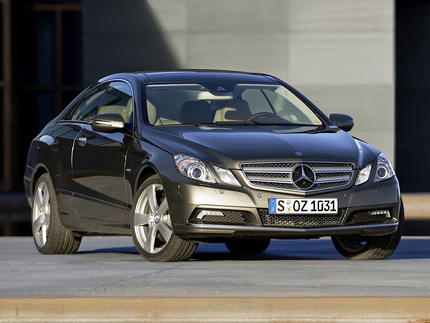 Mercedes Benz E-Klasse Coupe And Predecessors photo 61