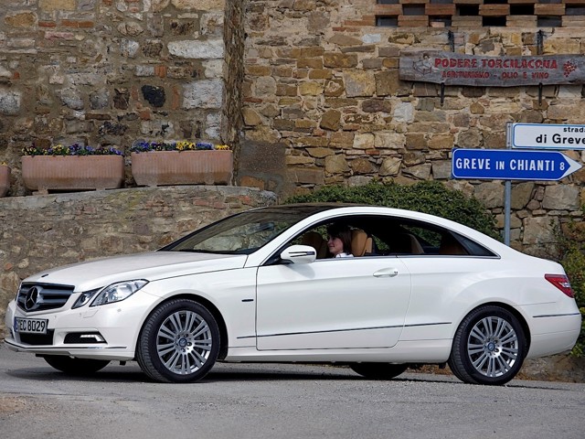 Mercedes Benz E-Klasse Coupe And Predecessors photo 64