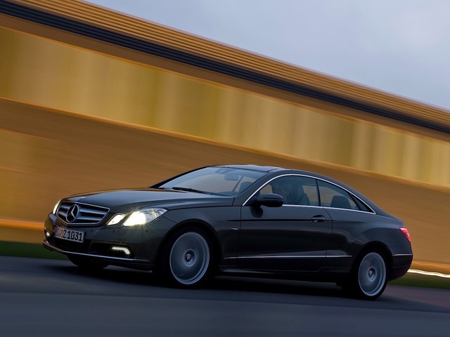 Mercedes Benz E-Klasse Coupe And Predecessors photo 65